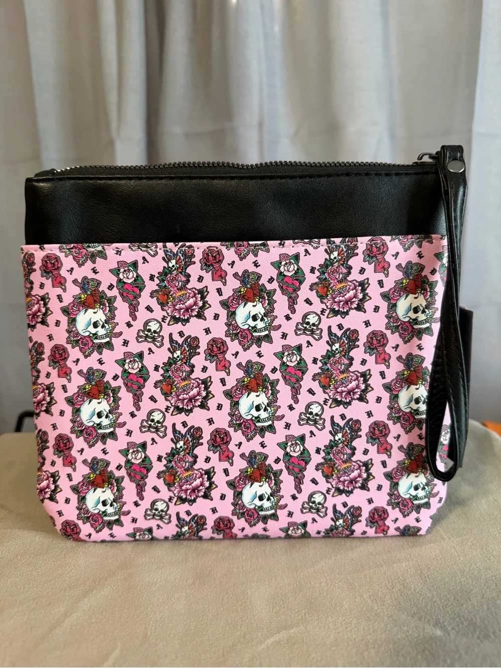 Ed Hardy Y2K Pink Skull & Flower Graphic Wristlet Pouch / Makeup Bag NWT